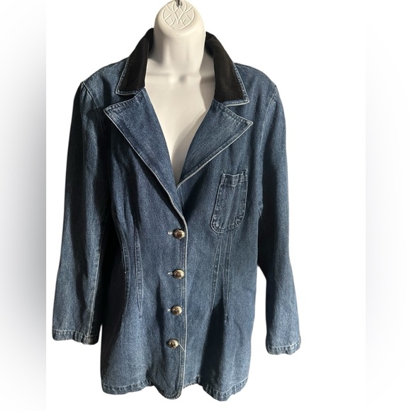 Coldwater Creek Jackets & Blazers - L/XL Coldwater Creek Denim Jacket with Dark Collar.  LG/GR/GR01